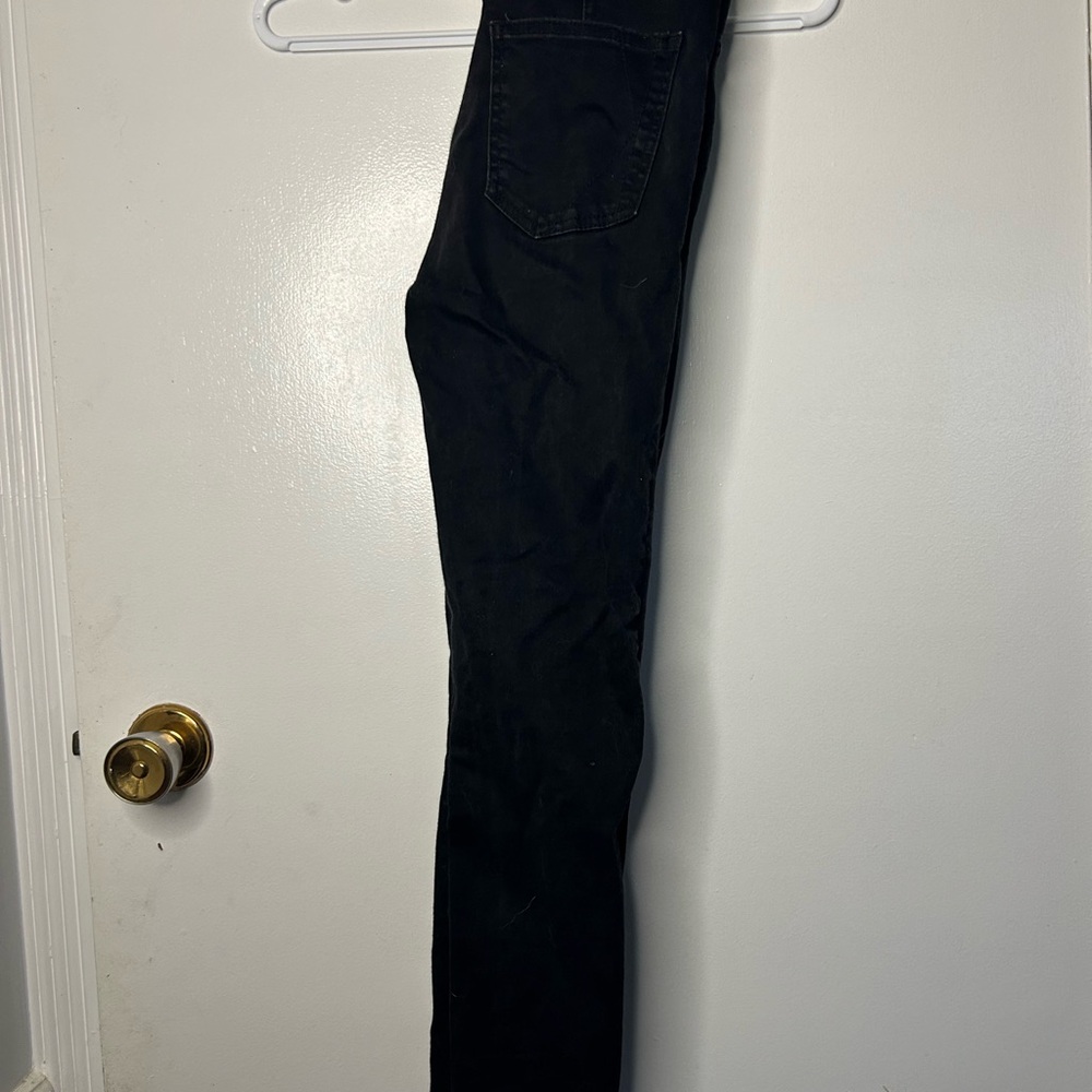 Woman’s Black Jeans